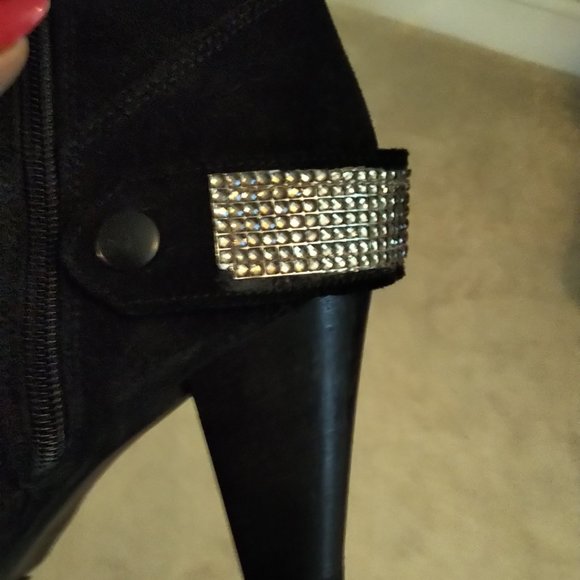Fabulous Black Suede Knee Boots with Rhinestone detail - Picture 5 of 8